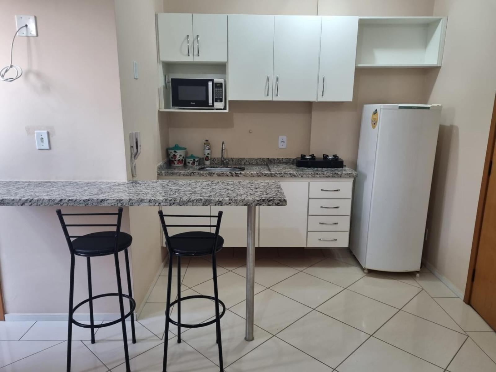 Spot Residence Sao Carlos 700M Da Usp Buitenkant foto